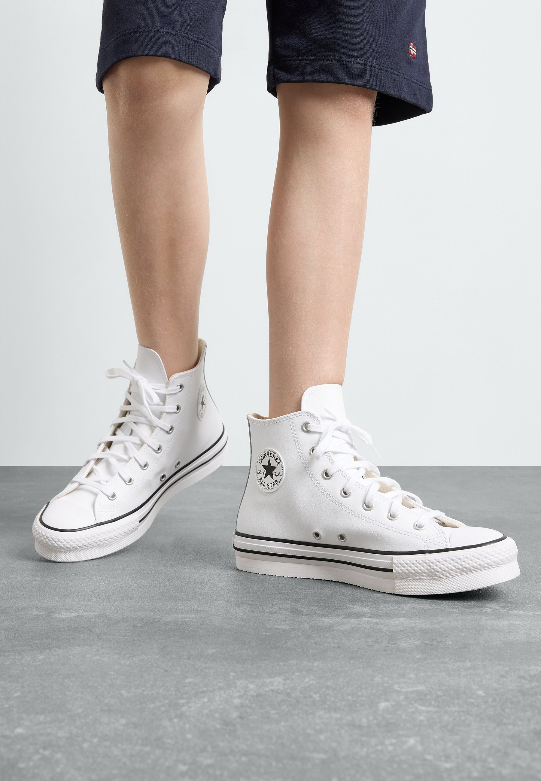 Converse CHUCK TAYLOR ALL STAR LIFT PLATFORM - Hoge sneakers - wit/natuurlijk ivoor/zwart
