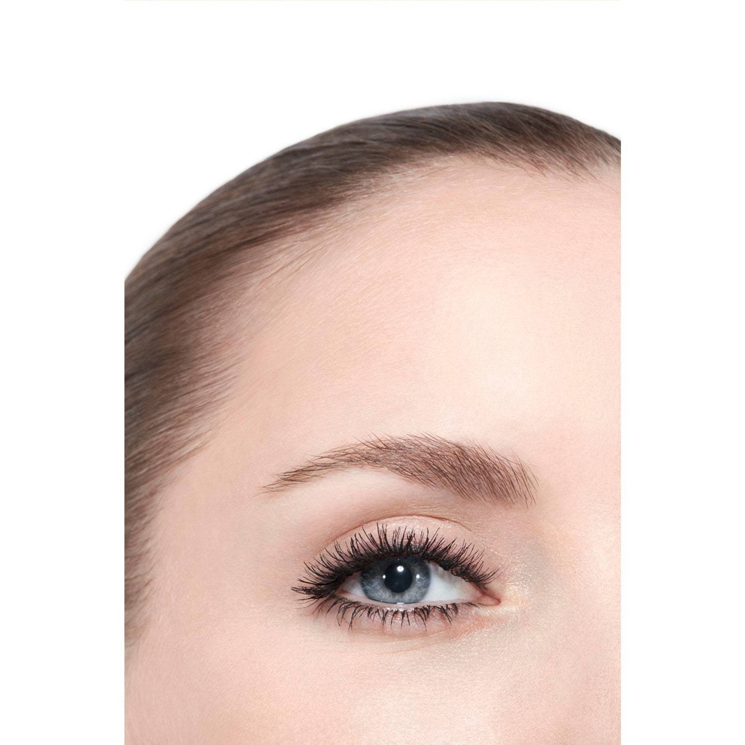 CHANEL Le Volume de Chanel skropstu tuša - 6g