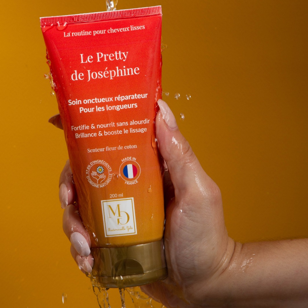 Mademoiselle Gold Le Pretty
