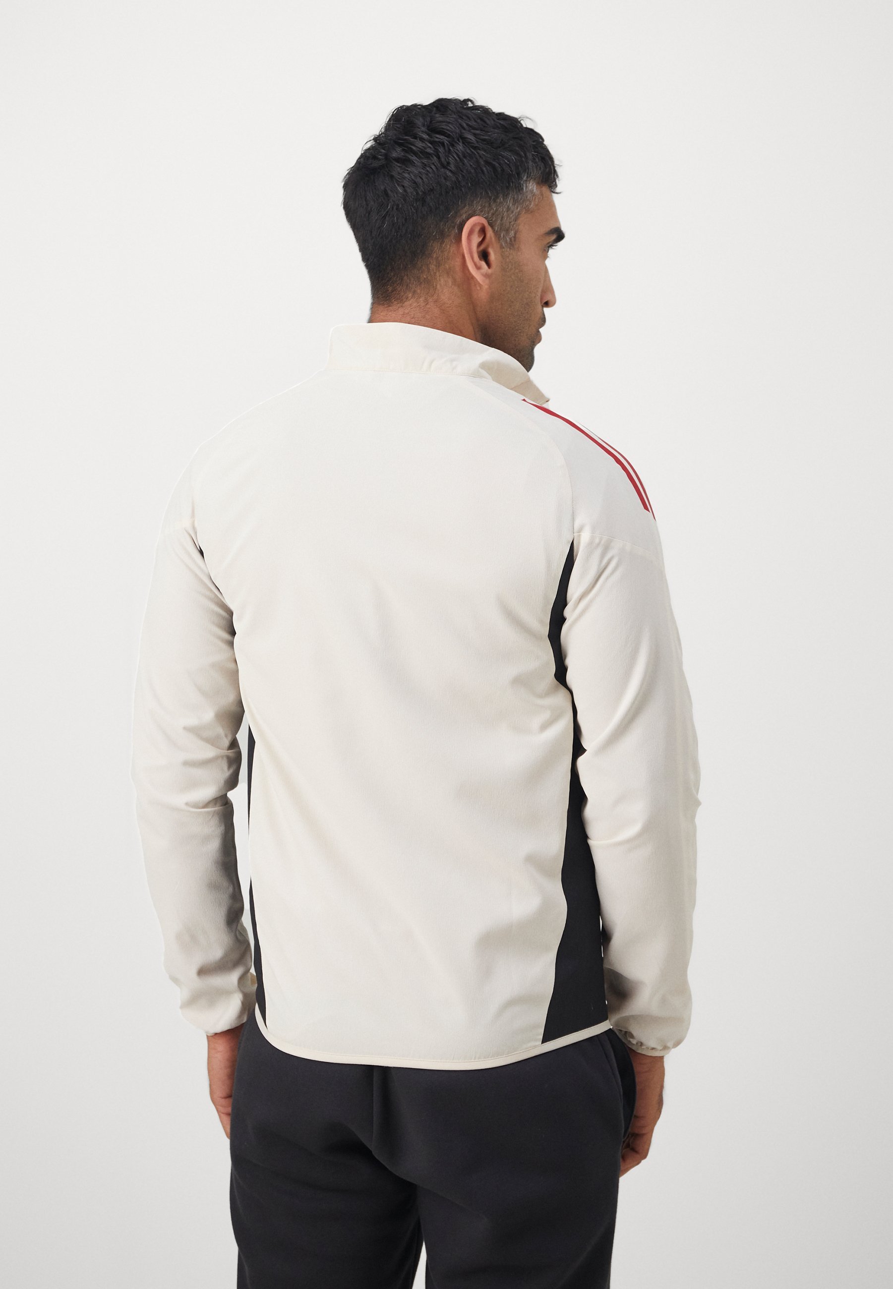 adidas Performance LIVERPOOL FC 25/26 COMPETITION PRESENTATION JACKET - Odzież klubowa - biała