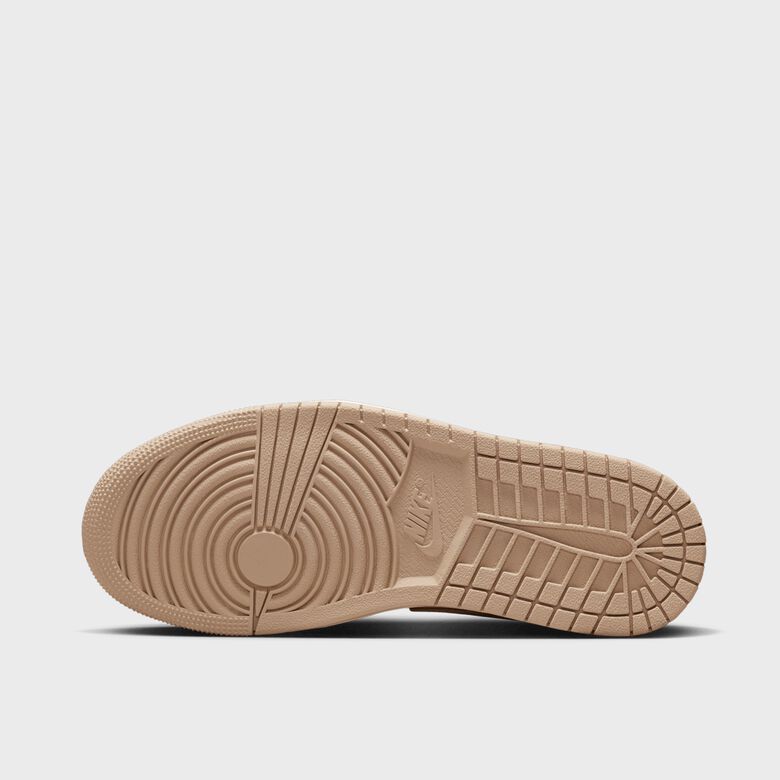 WMNS Air Jordan 1 Low Mid SE