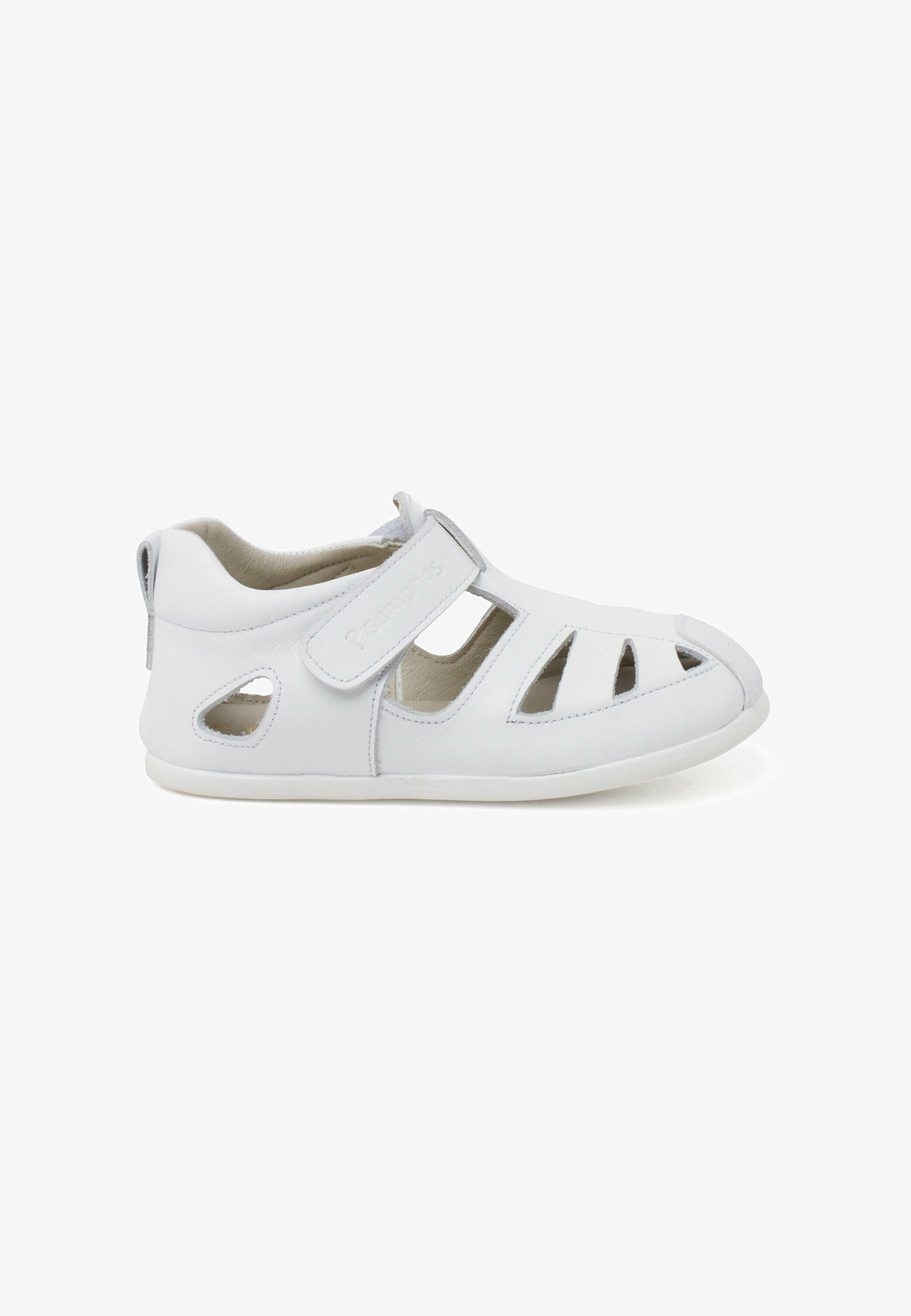 Pisamonas First bateliai – balti