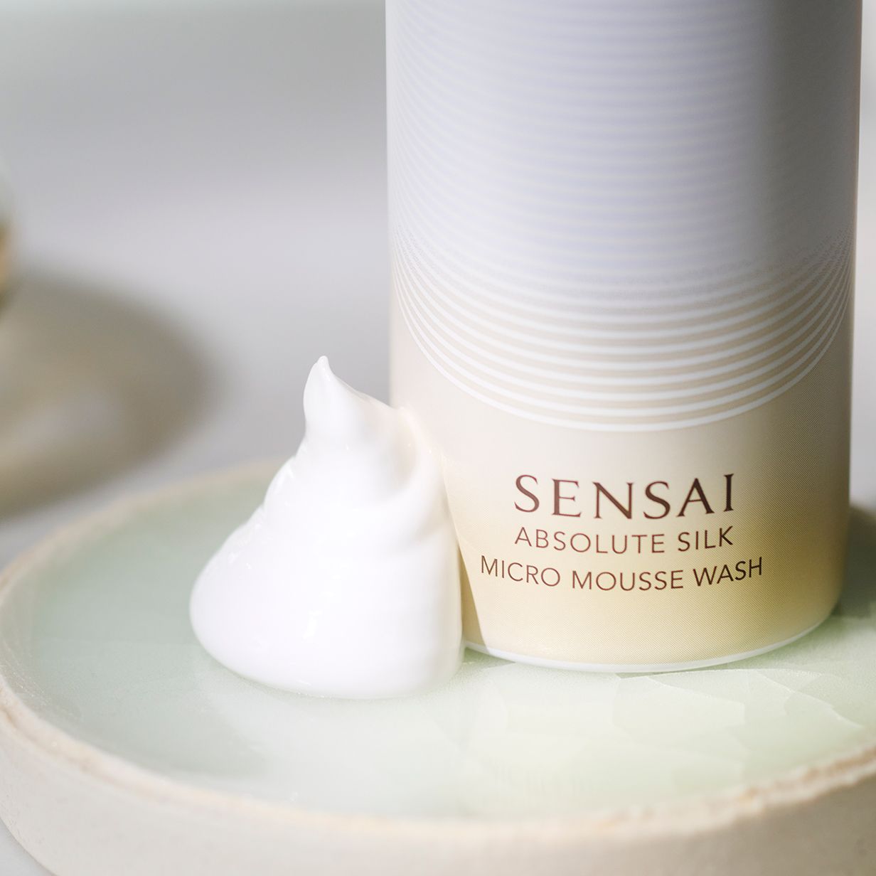 Absolute Silk Micro Mousse pjena za čišćenje lica Luksuzna sredstva za čišćenje / tonici