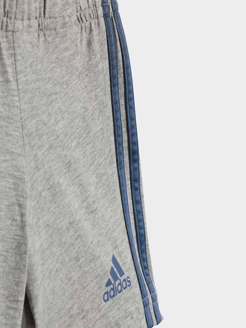 Conjunto Adidas de camiseta e shorts - 2 peças - CINZA