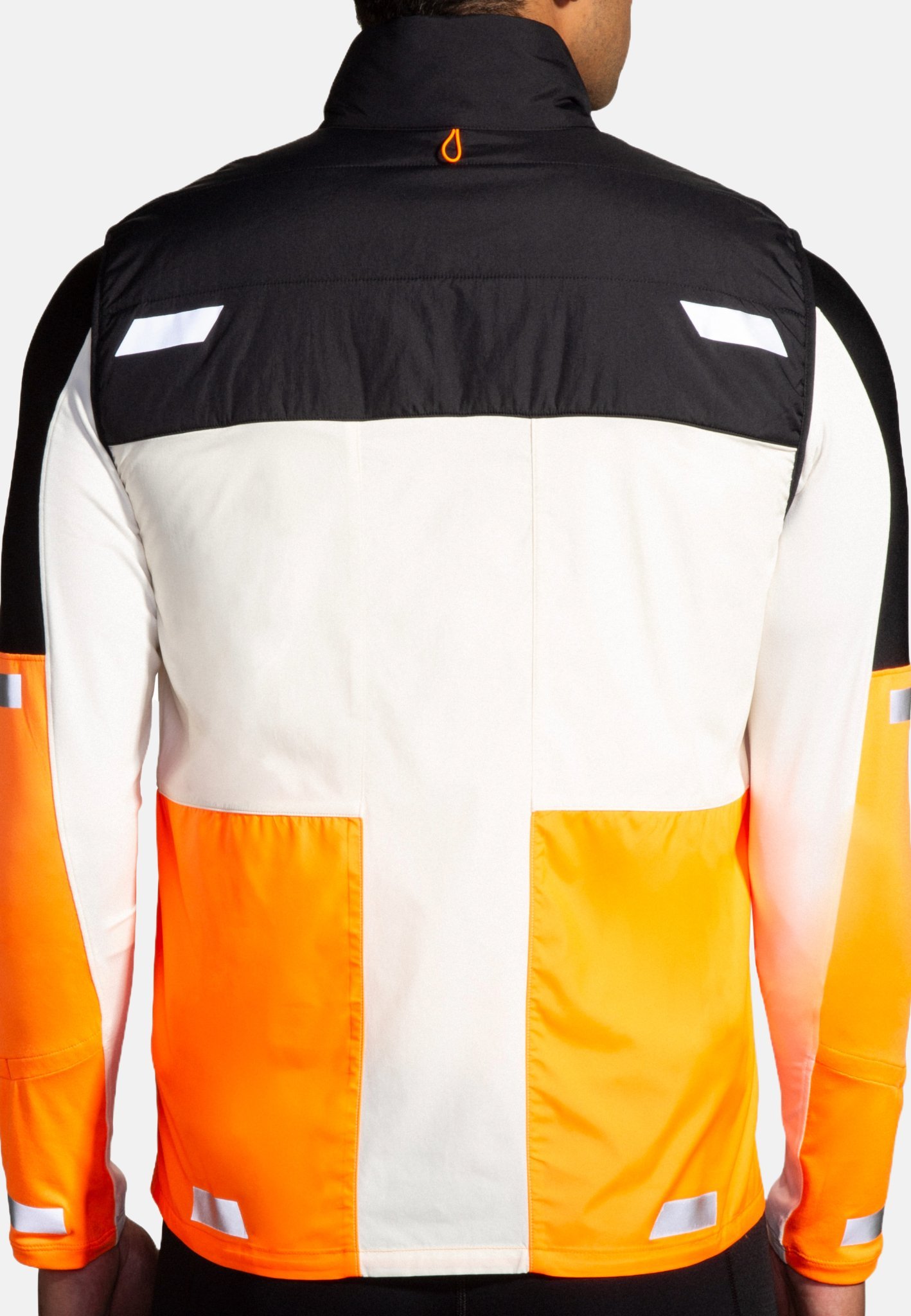 Brooks RUN VISIBLE INSULATED VEST 2.0 - Vest - ecru fluorescerend zwart