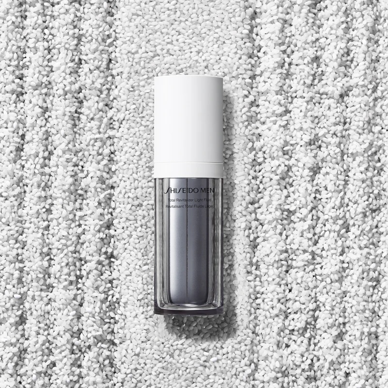 Shiseido Men Total Revitalizer pretnovecošanās sejas šķidrums grumbu mazināšanai