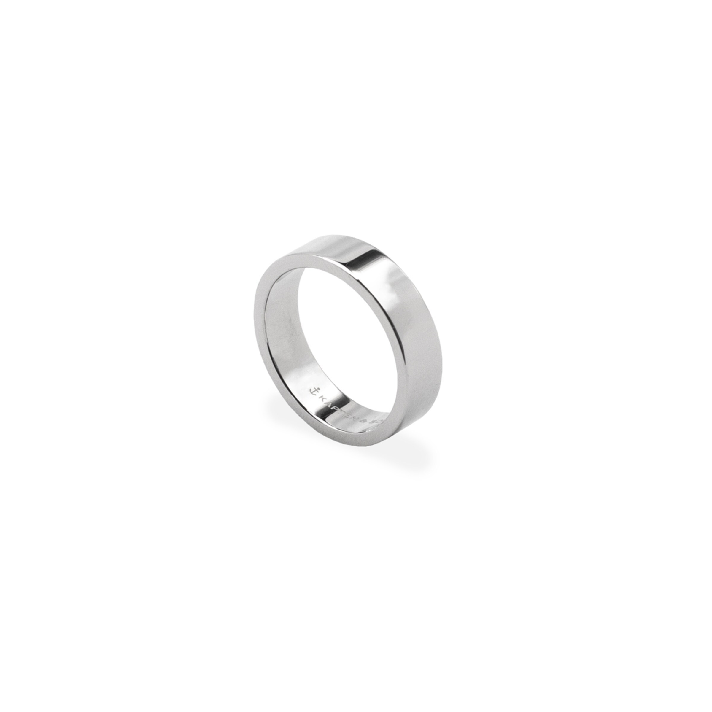 Bague en argent audacieuse