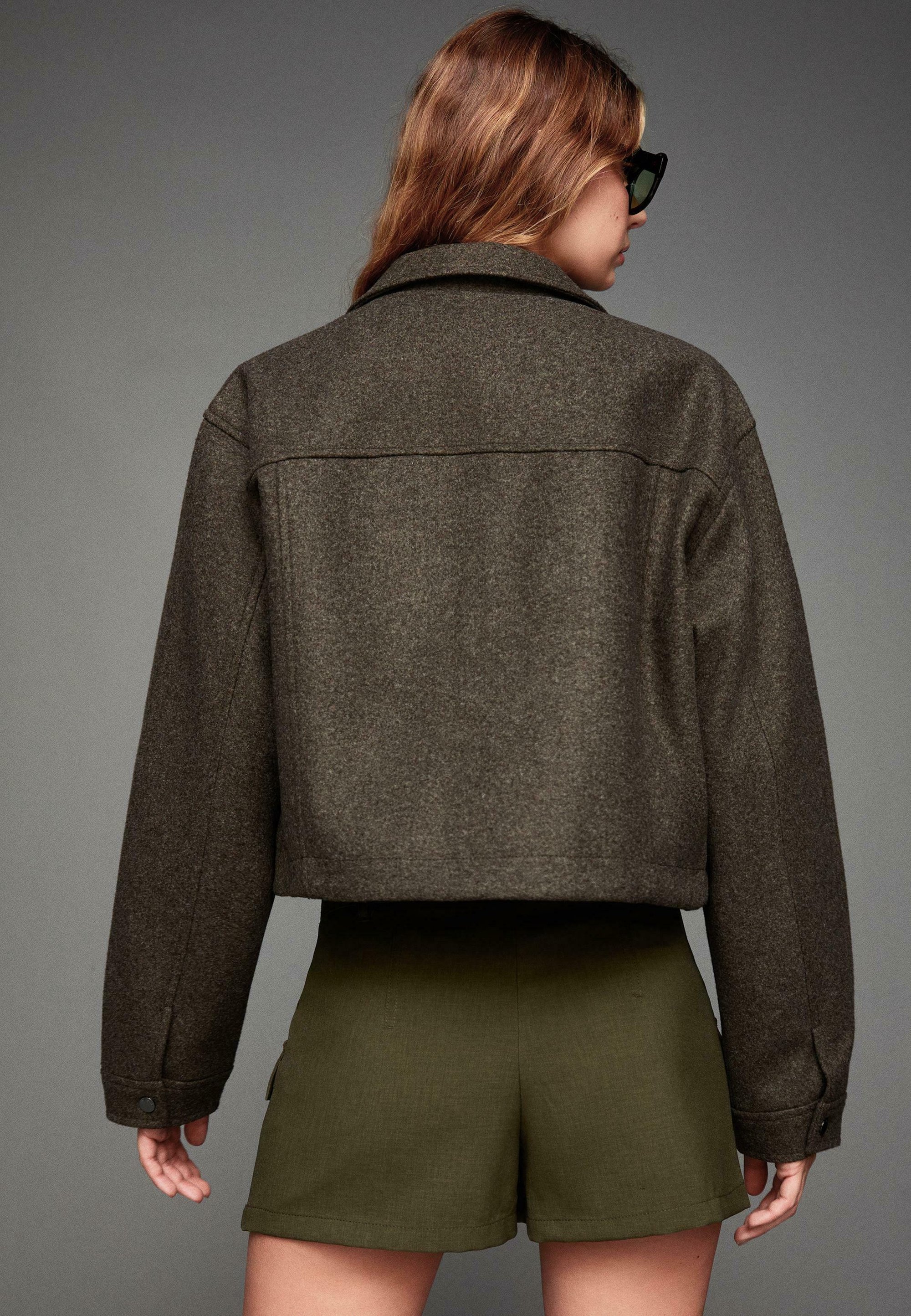 Giacca estiva Bershka - marrone scuro