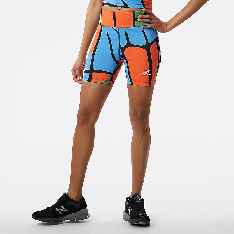 Damskie krótkie spodenki NB Athletics Kim Van Vuuren Estampado ajustado - NEGRO MULTI