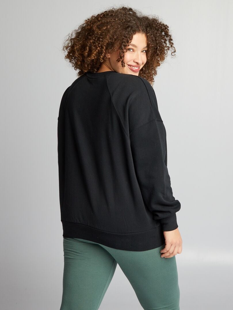 Moletom oversized em tecido fleece - preto