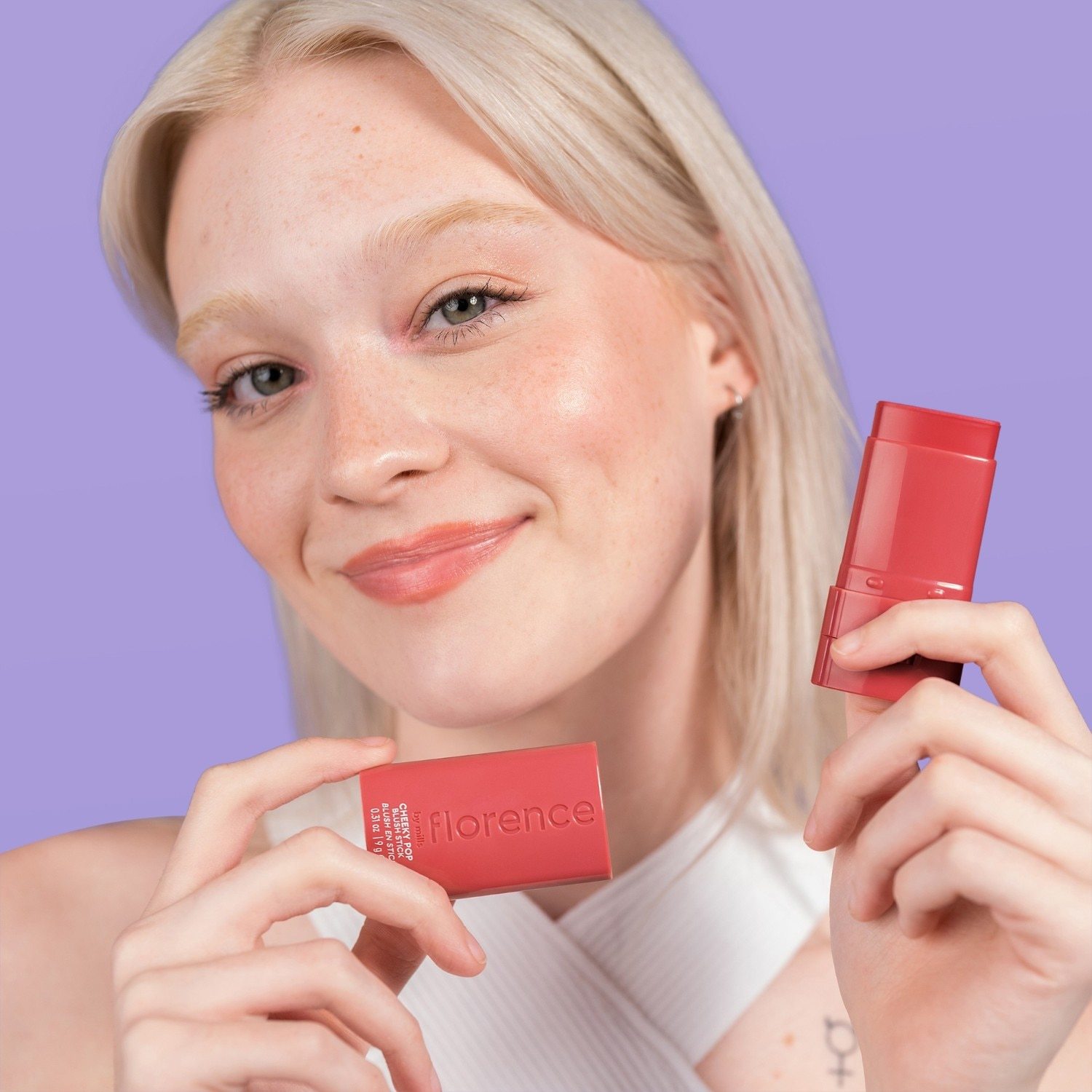 Florence By Mills Blush Cheeky Pop Rouge zīmulis - 9g
