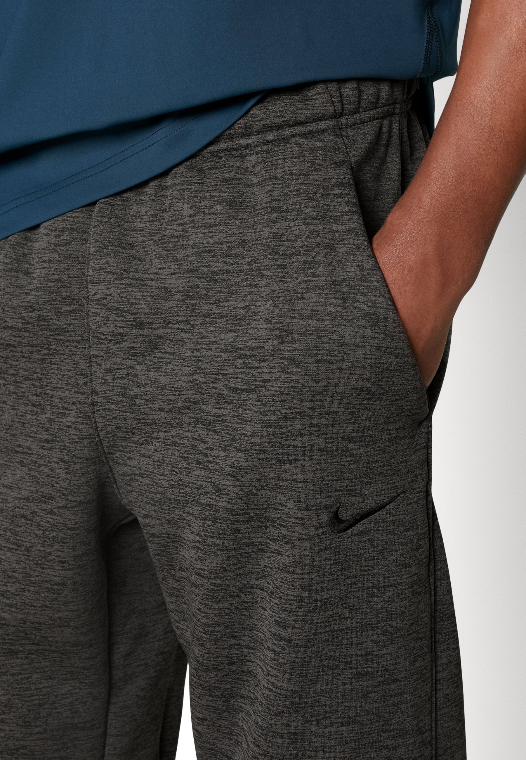 Nike Performance TAPER - Trainingsbroek - antracietgrijs gemêleerd/donker rookgrijs/zwart