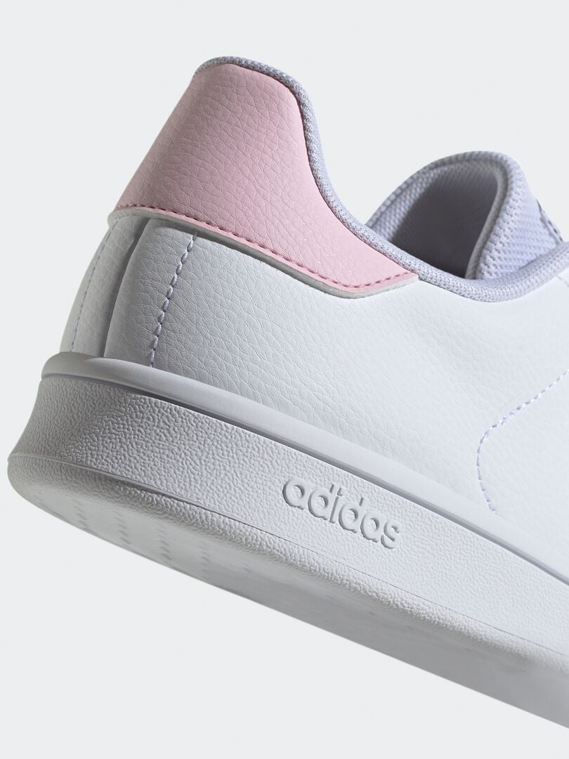 Tênis 'Urban Court' da Adidas - branco