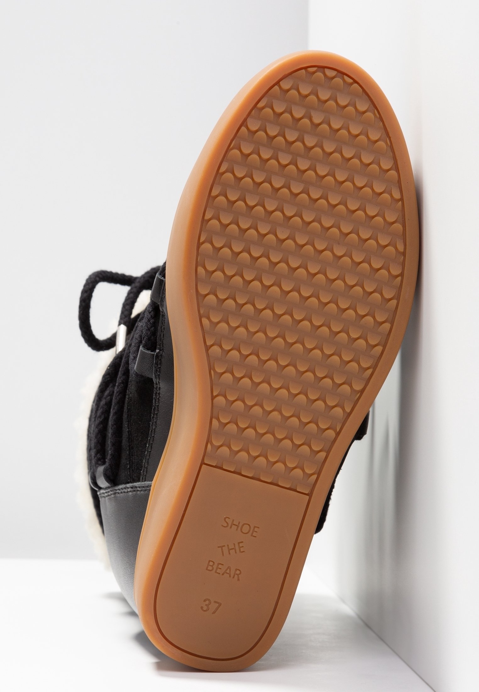 Shoe The Bear Wedge Enkellaarsjes - zwart