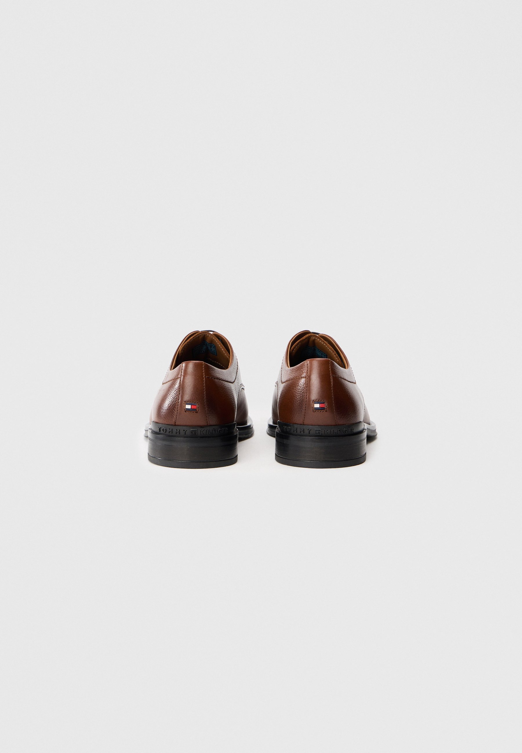 Tommy Hilfiger CORPORATE DERBY - Eleganti scarpe stringate - cognac invernale