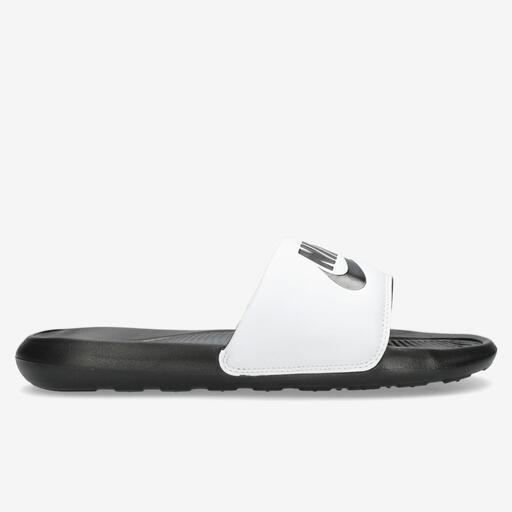 Nike Victor One