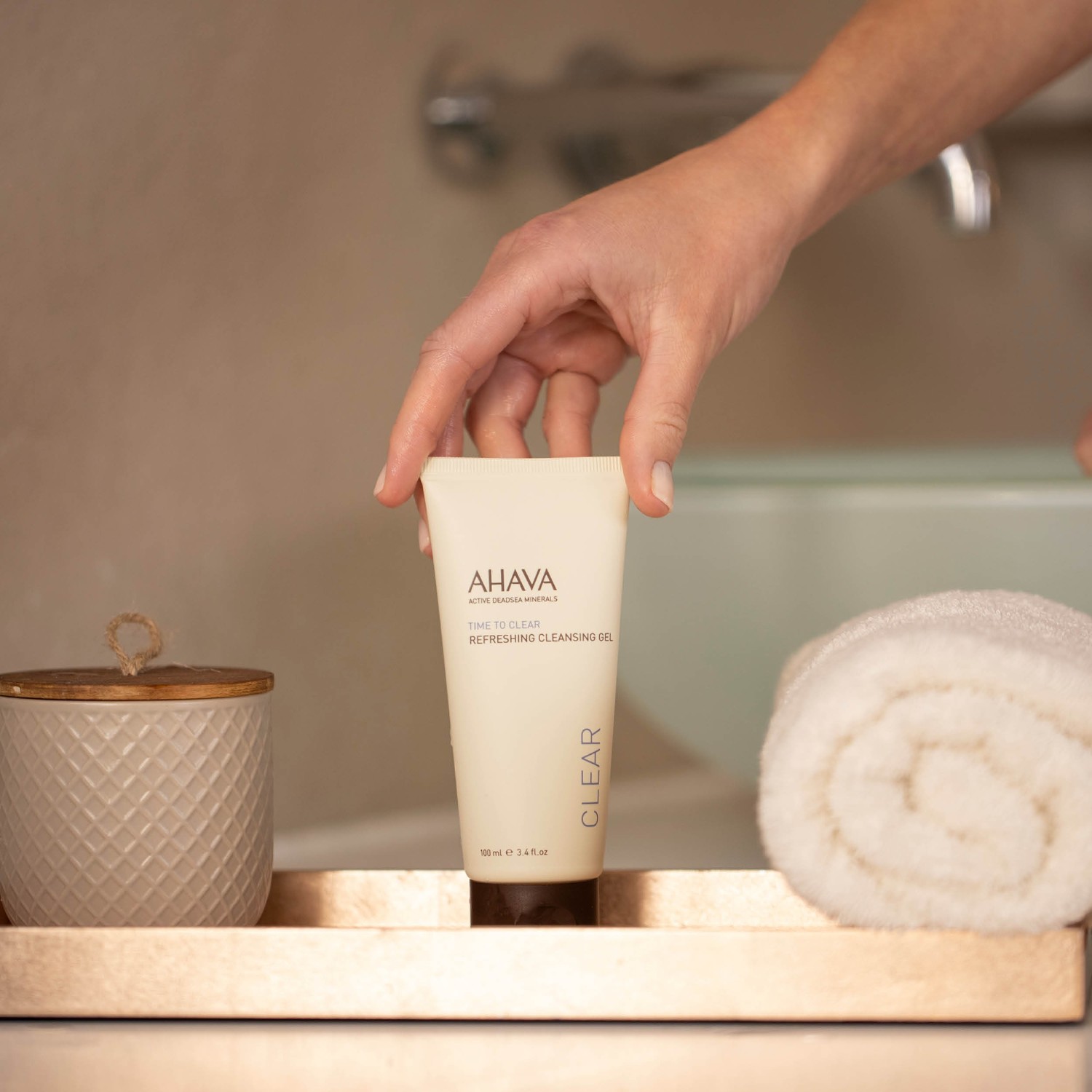 AHAVA Refreshing Cleansing Gel