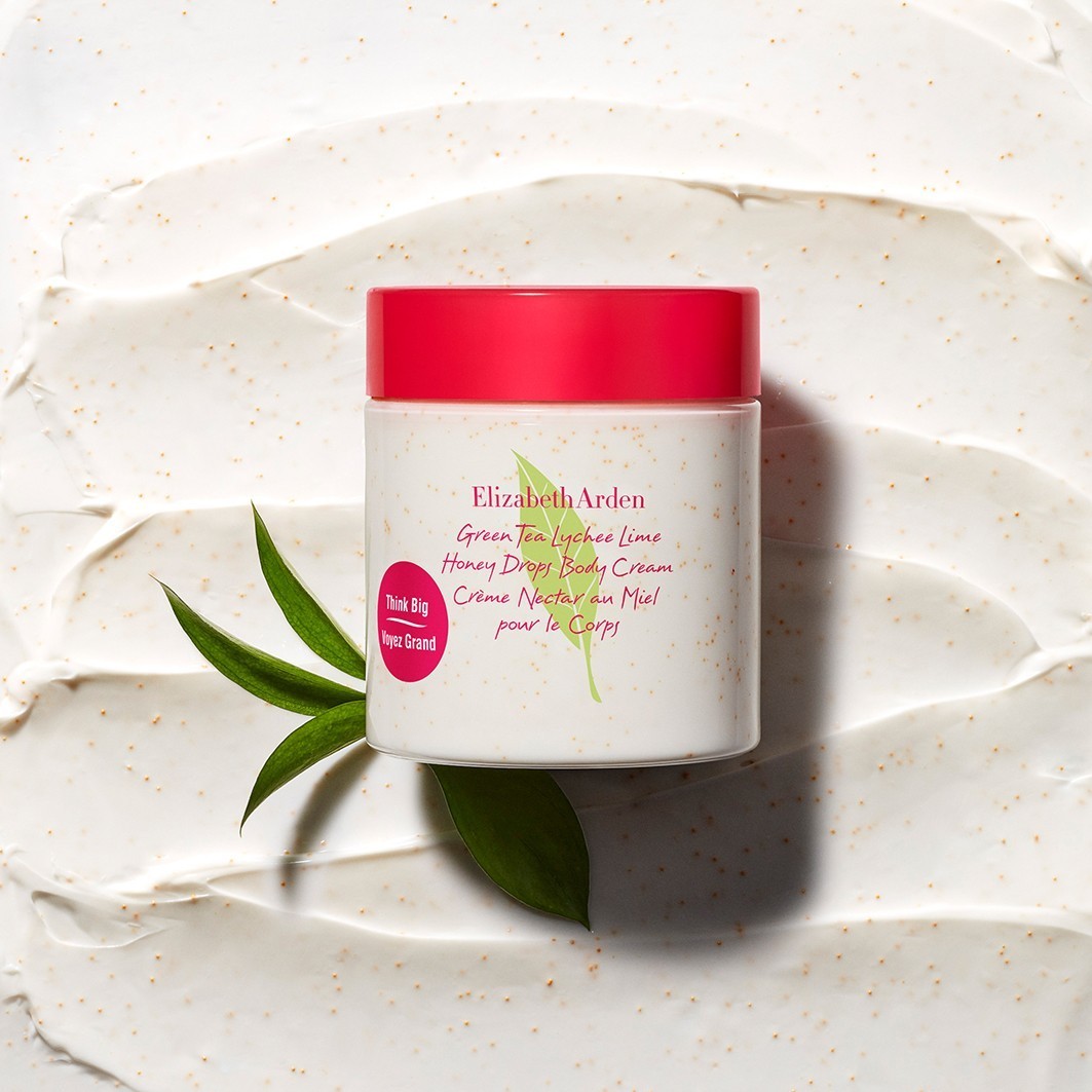 Elizabeth Arden krema za tijelo s zelenim čajem i ličijem, medom i limetom - 500 ml
