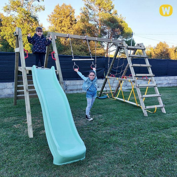 Columpio doble de madera WICKEY Smart Shake con tobogán verde pastel de 220 cm y estructura para trepar – 10 años de garantía*