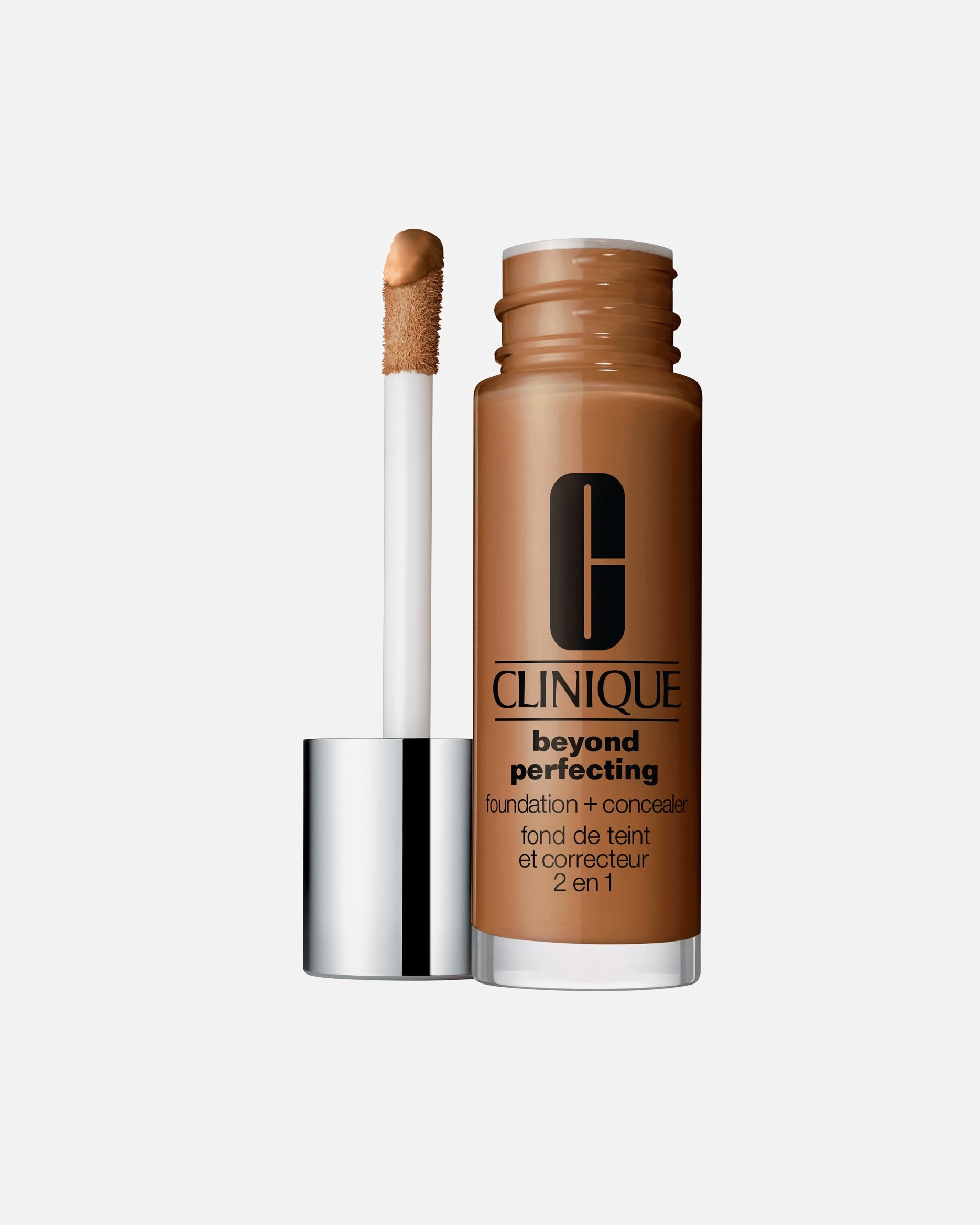 Clinique Beyond Perfecting Fond de Teint et Correcteur