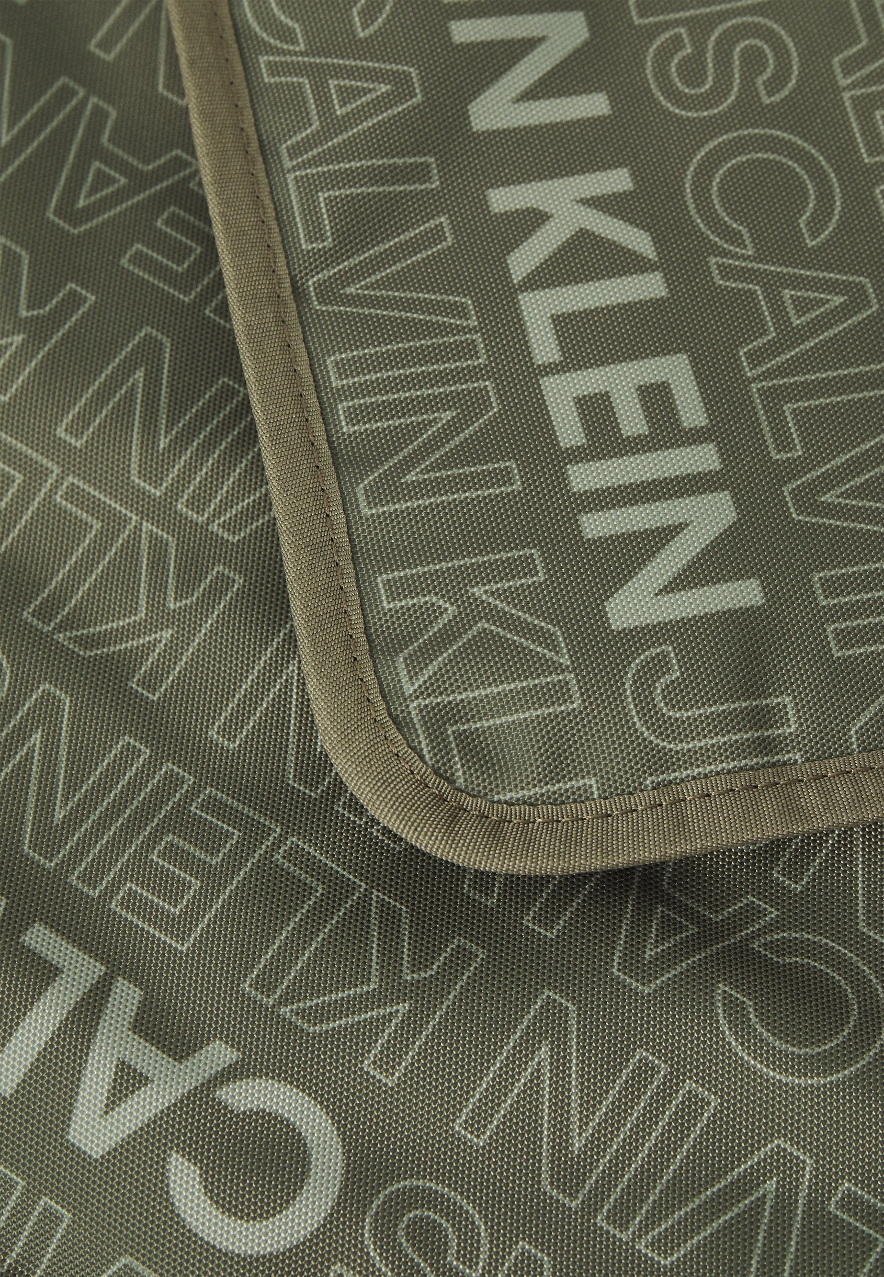 Calvin Klein Jeans luierrugzak unisex - Rugzak - stoffig olijfgroen