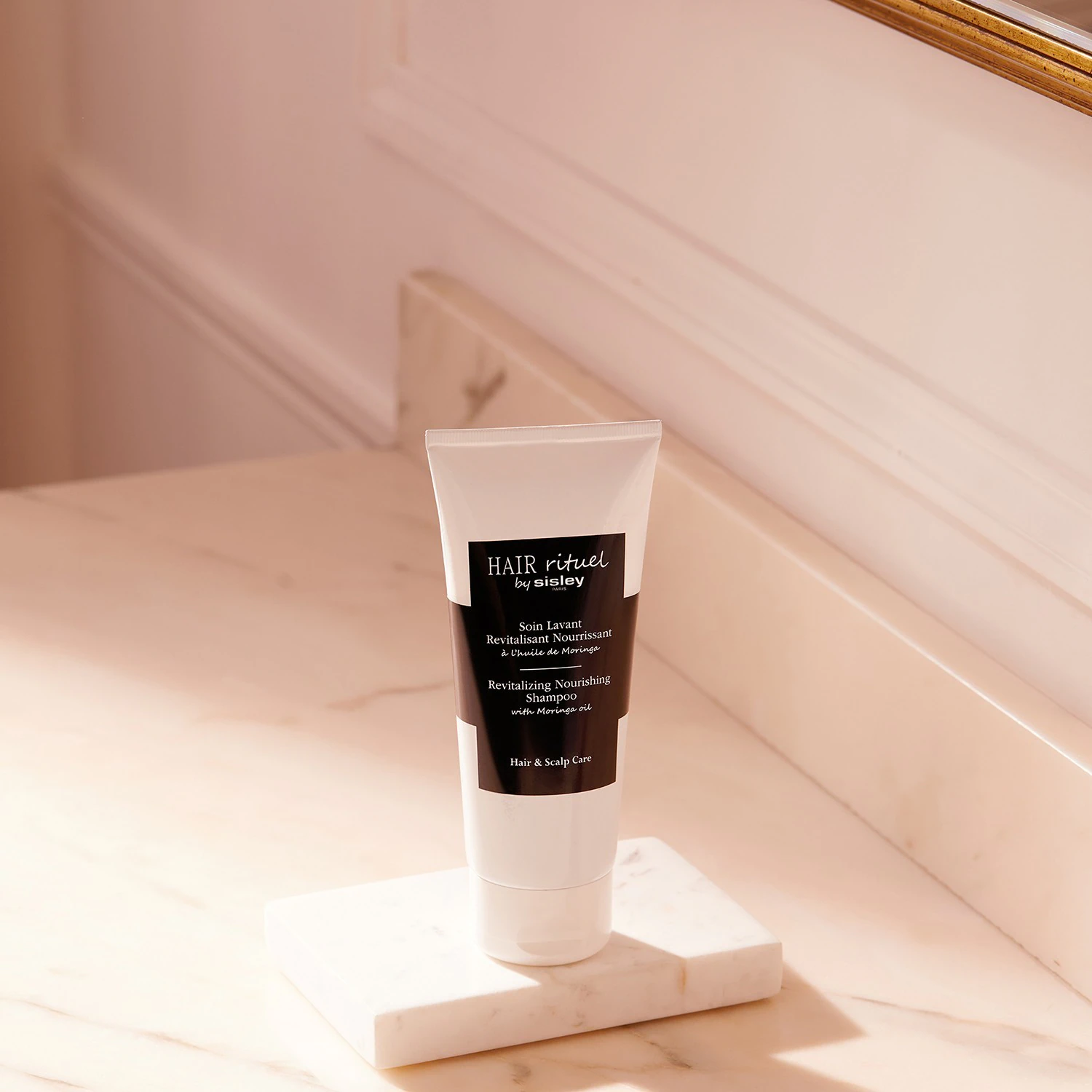 Sisley Soin Lavant Revitalisant Nourrissant