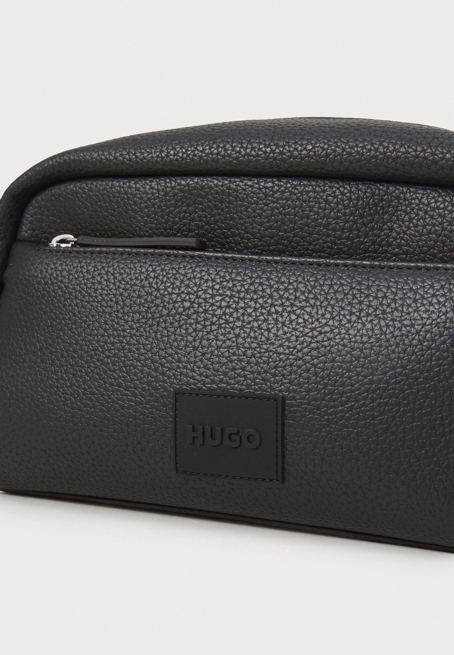 NECESSAIRE HUGO ETHON - Necessaire - preta