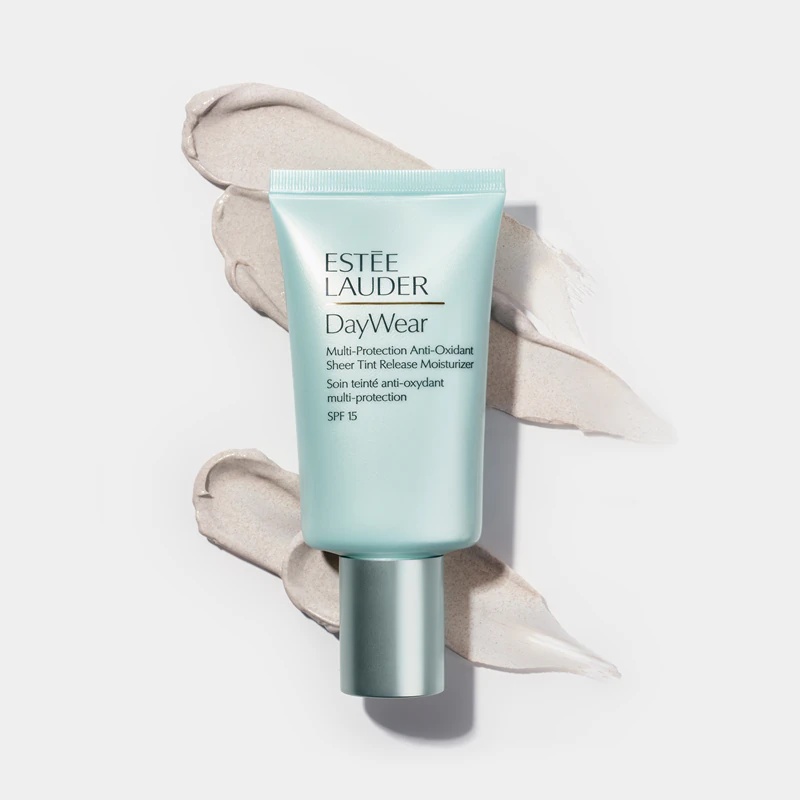 Estée Lauder DayWear Multi-Protection antioksidantna vlažilna krema z zaščitnim faktorjem SPF 15 za vse tipe kože