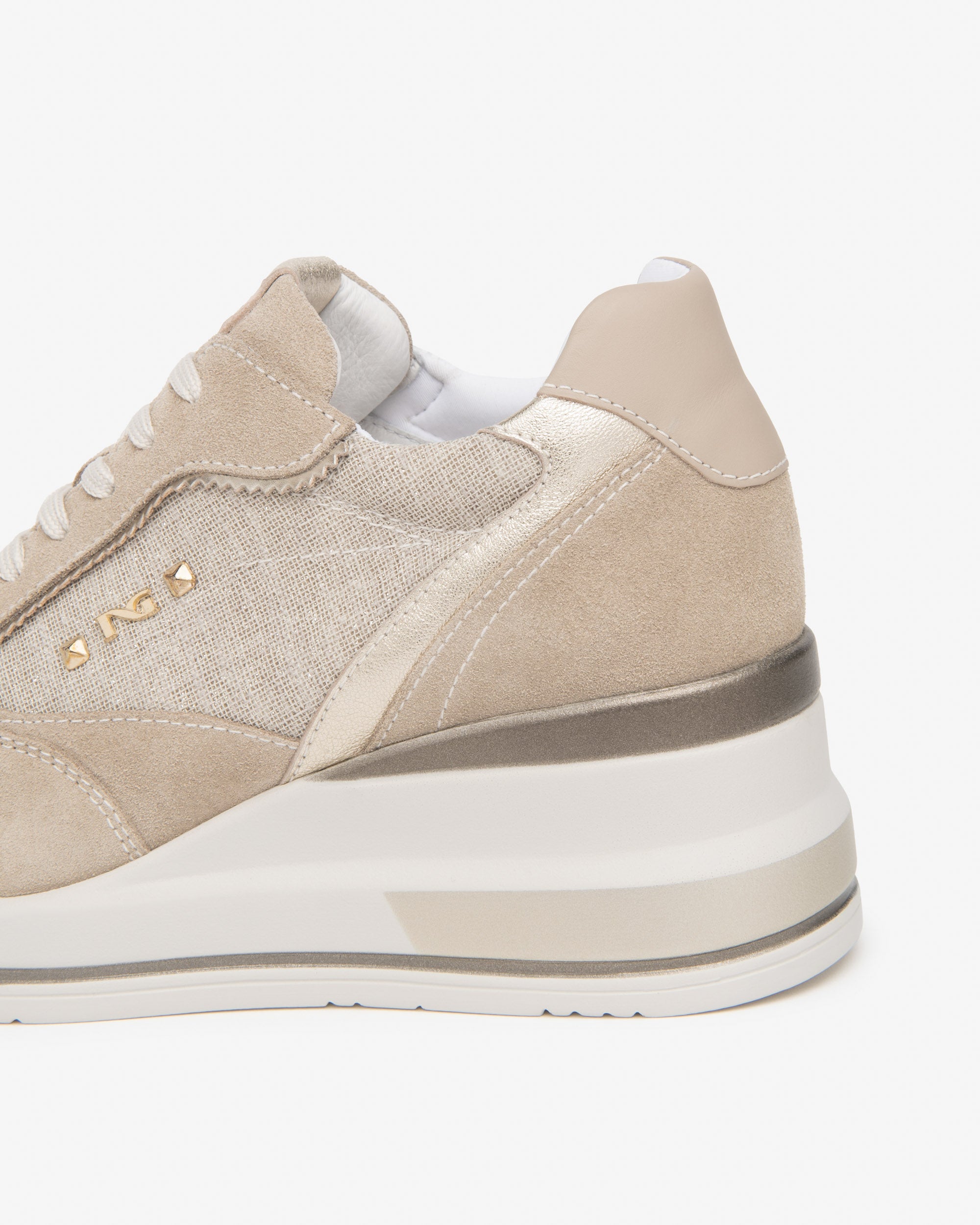  Damen-Sneaker aus Leder, Textil und technischen Materialien