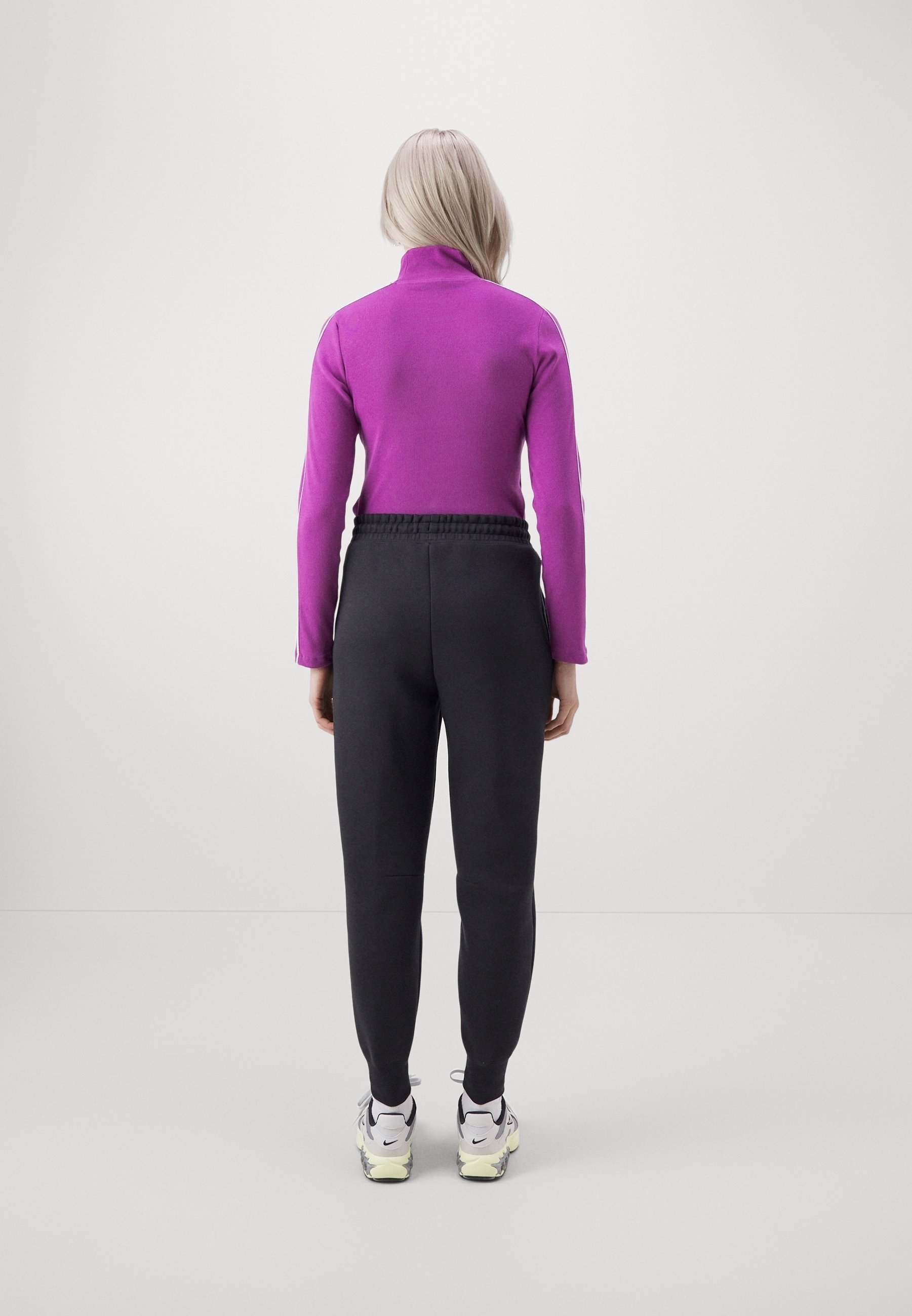 Pantaloni della tuta Nike Sportswear - neri