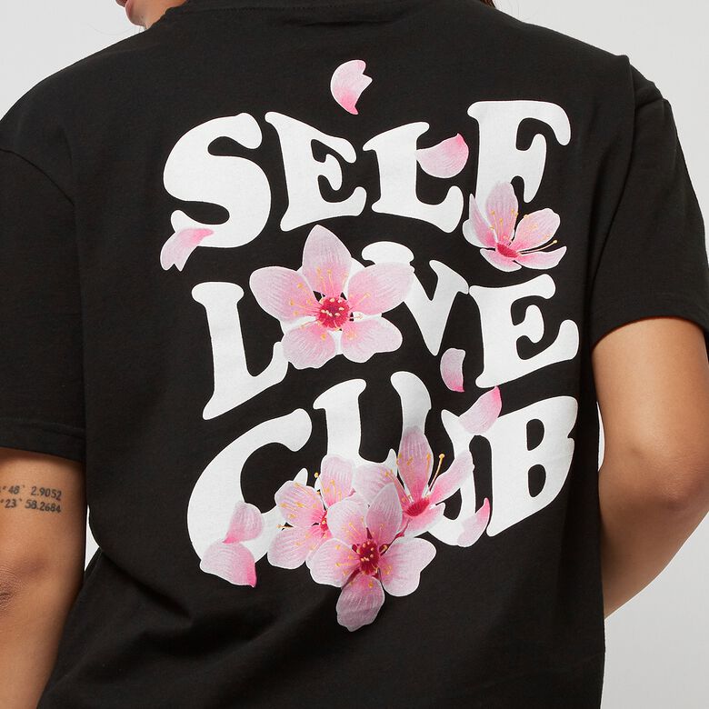 Camiseta do Self Love Club