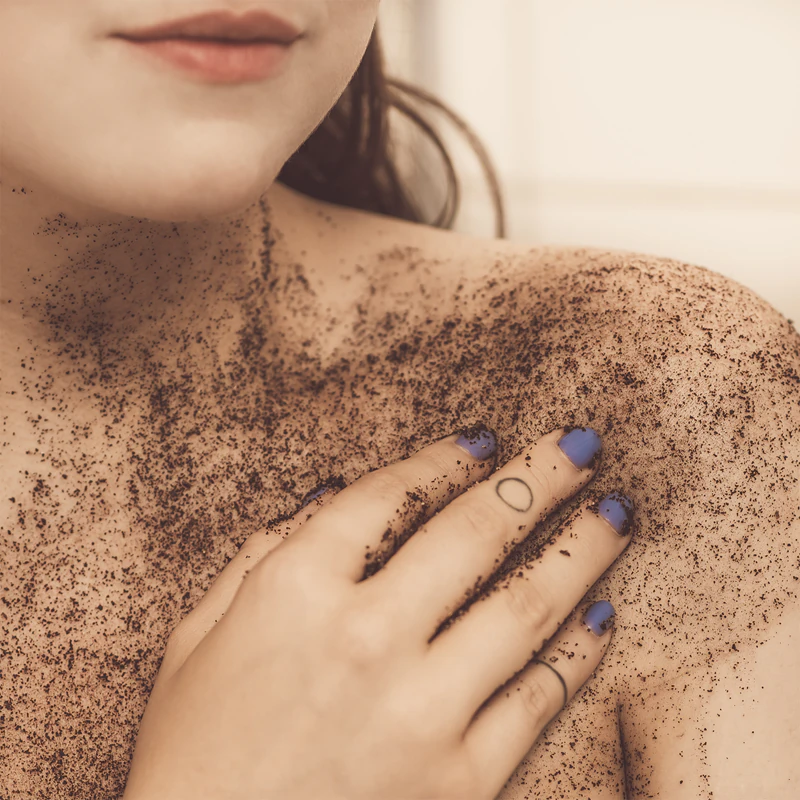 Esfoliante facial e corporal de açúcar Almara Soap para o corpo e rosto.