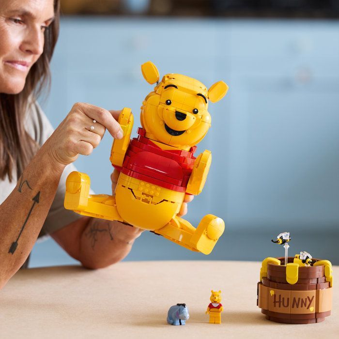 LEGO ǀ Disney 43300 Winnie the Pooh - Construction Set - Decoration & Adult Gift