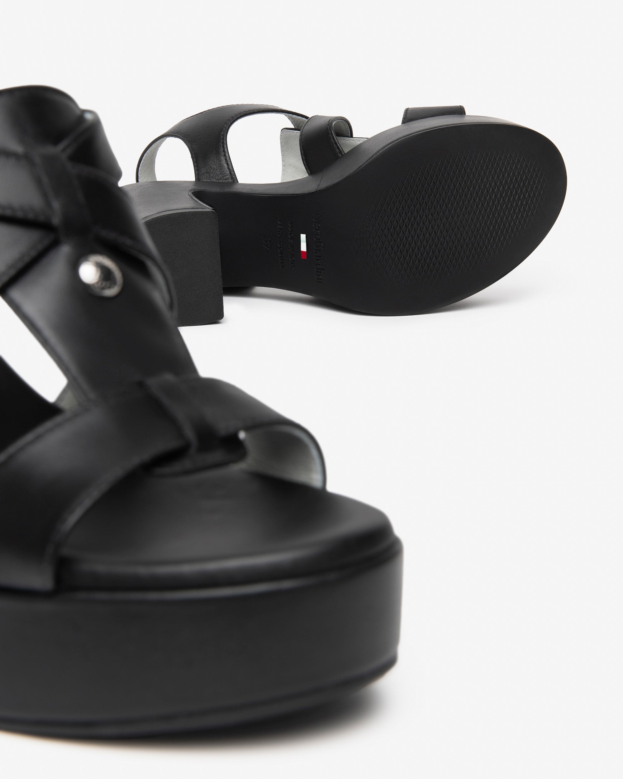  Damen-Ledersandalen