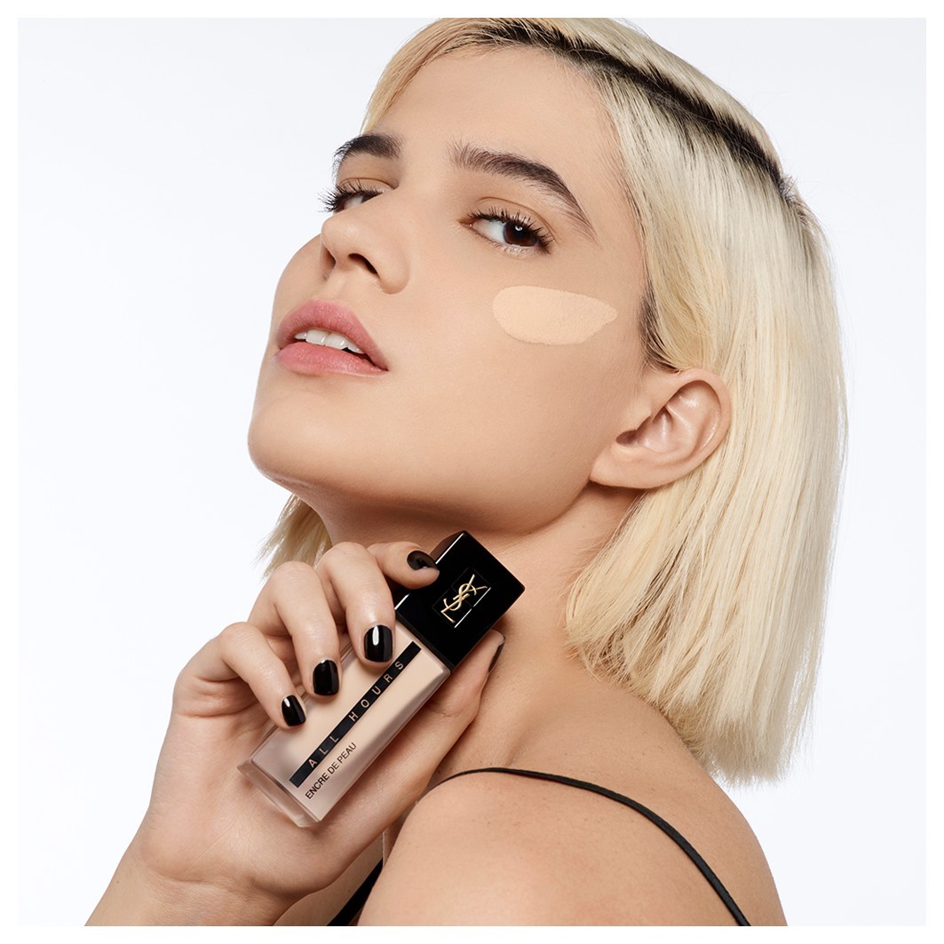 Yves Saint Laurent puder Encre de Peau All Hours puder - 25ml