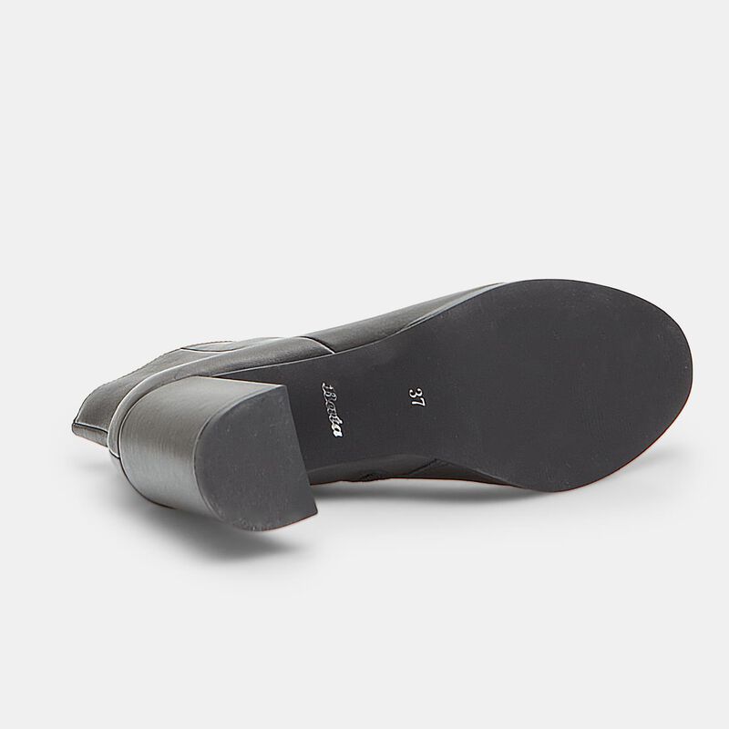 BATA dames enkellaarsje van leer met hak