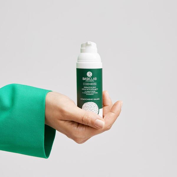 BasicLab пребиотска умирујућа крема са 5% пребиотика 50 мл