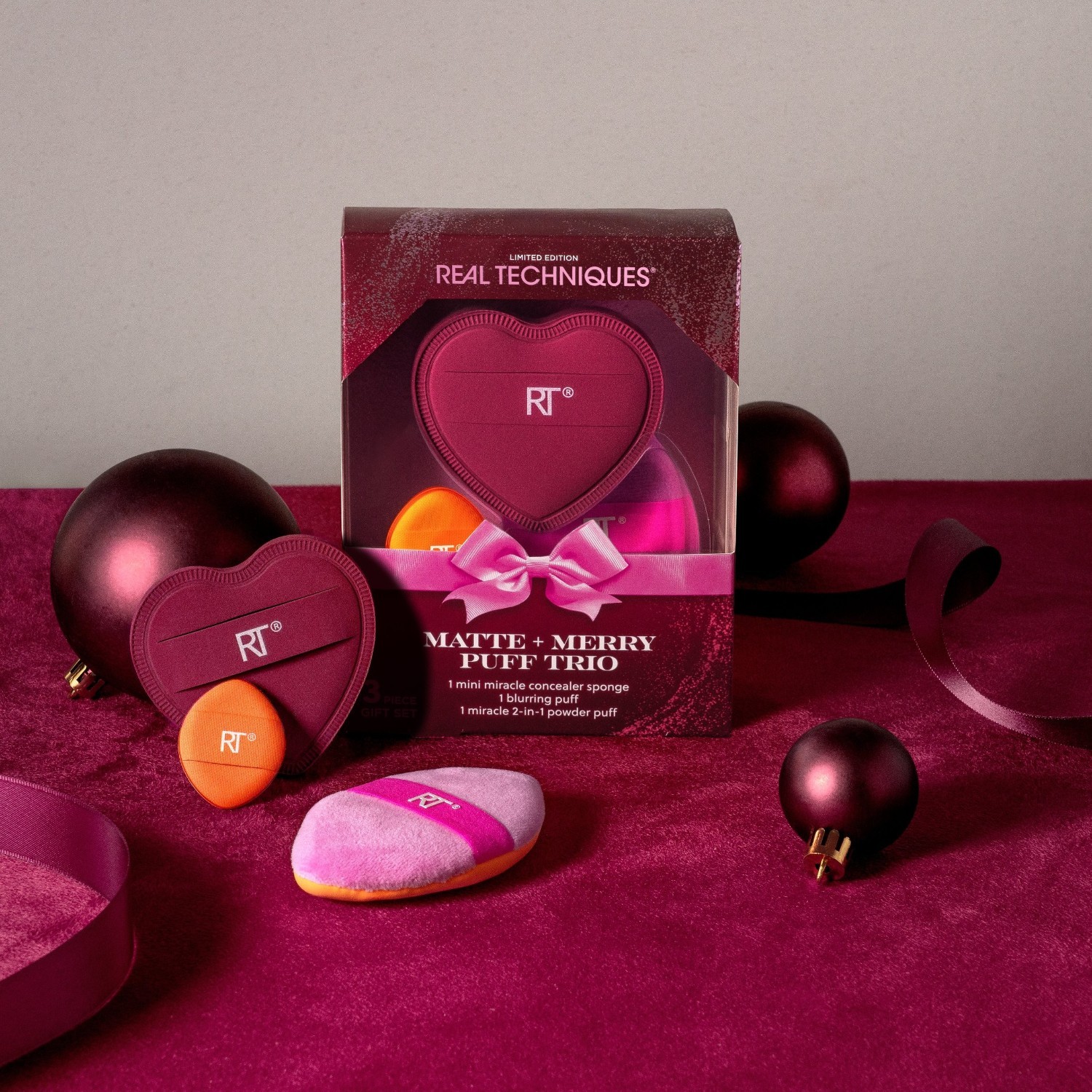 Real Techniques Make-up-Accessoire-Trio Matte + Merry Puff – 1 št.