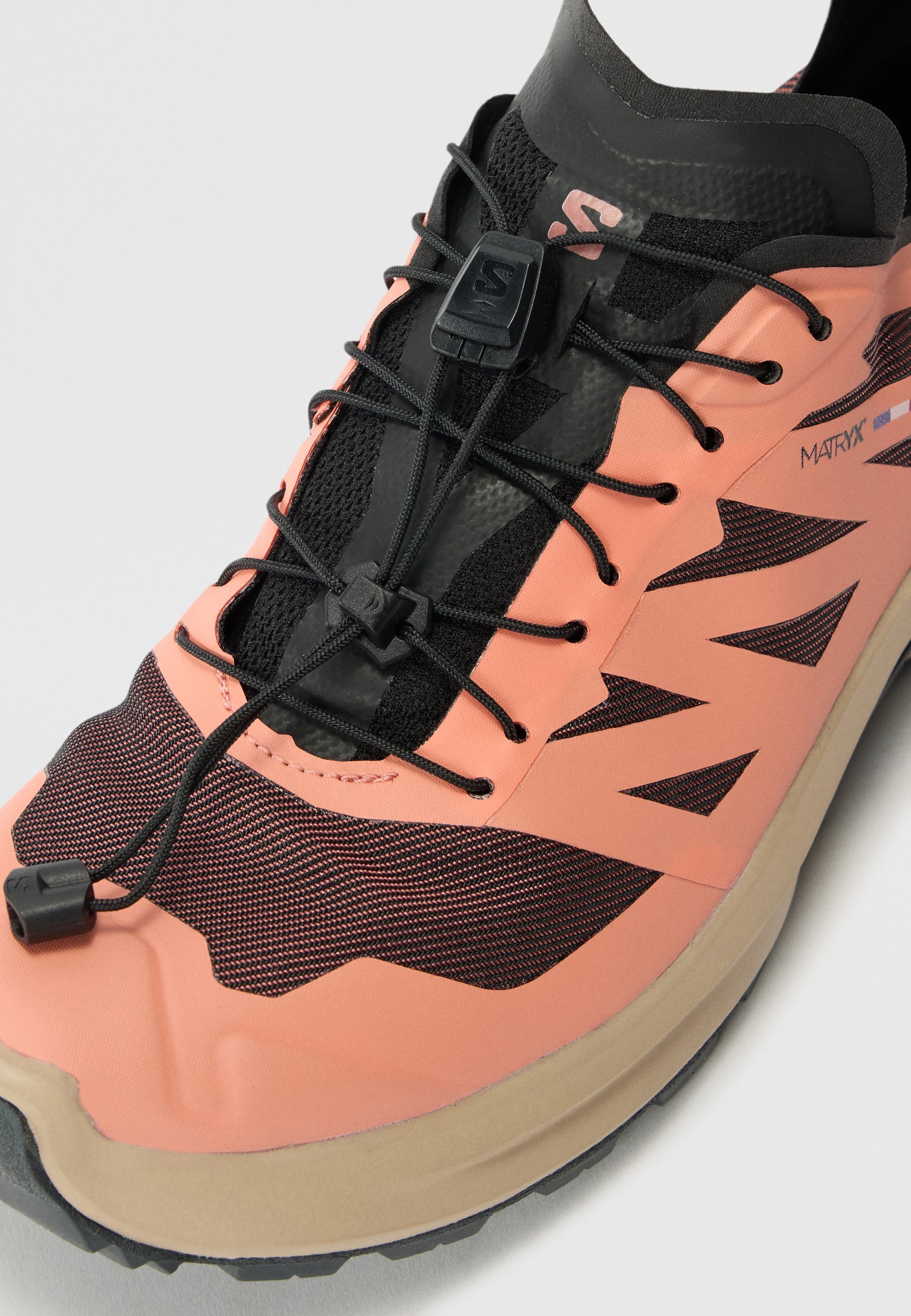 Salomon XA META - Chaussures de randonnée - corail fusion/beige oxford/noir