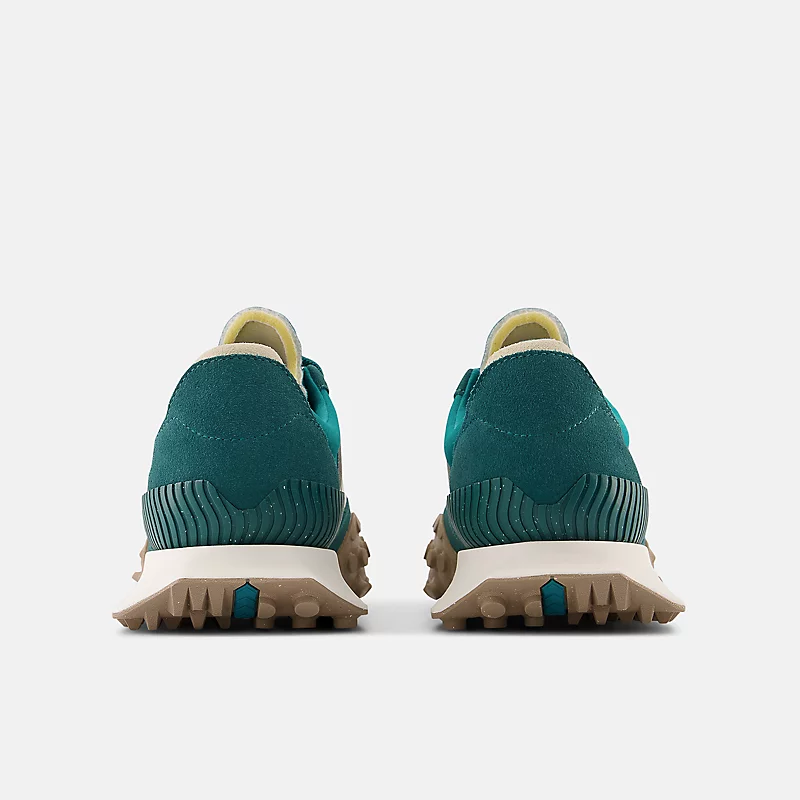 Unisex XC-72 - Vintage turquoise met angora en helder rood