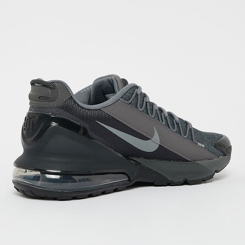 Air Max Pulse Roam