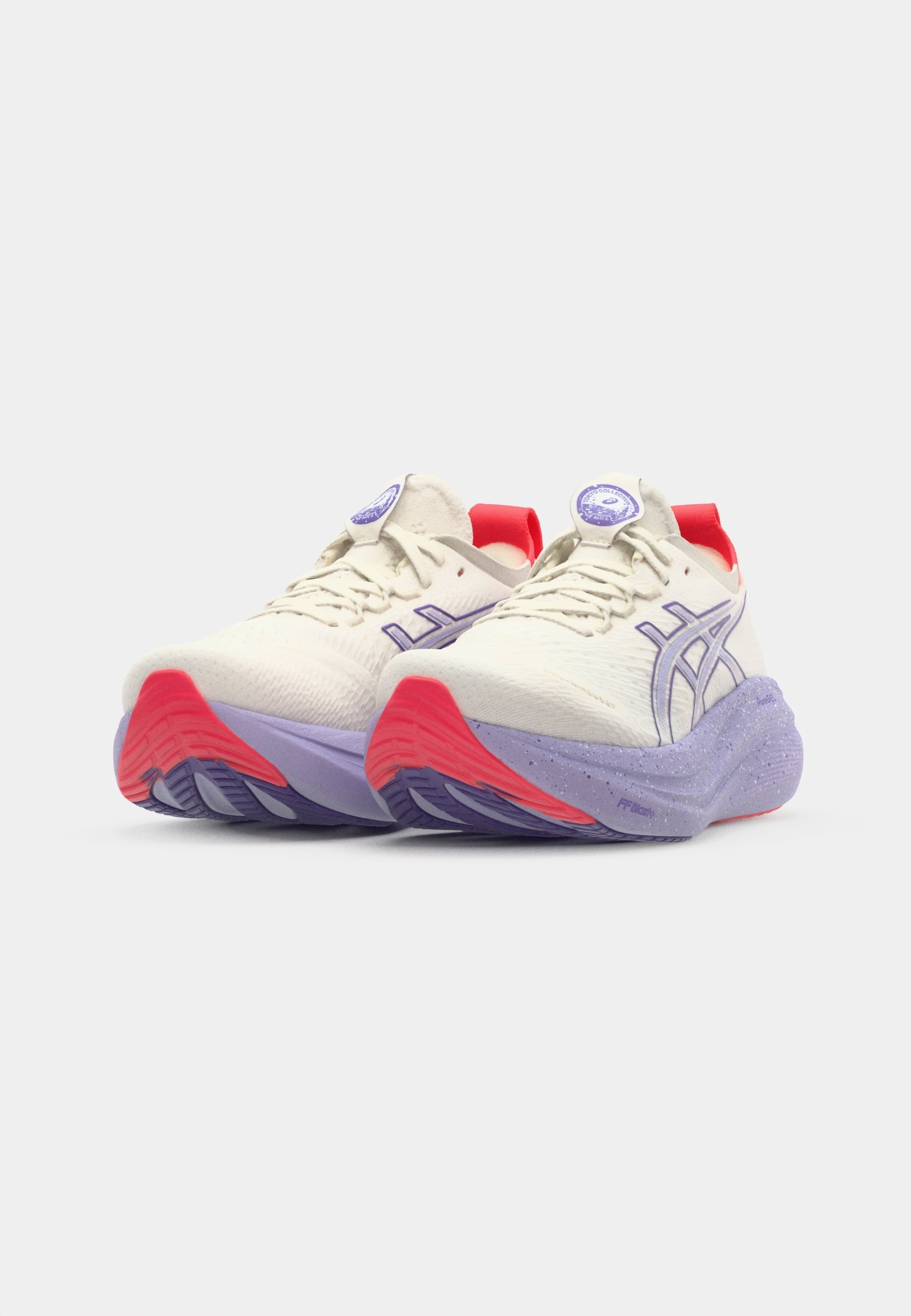 ASICS GEL NIMBUS 27 TOKYO - Chaussures de running sur route - crème/violet edo