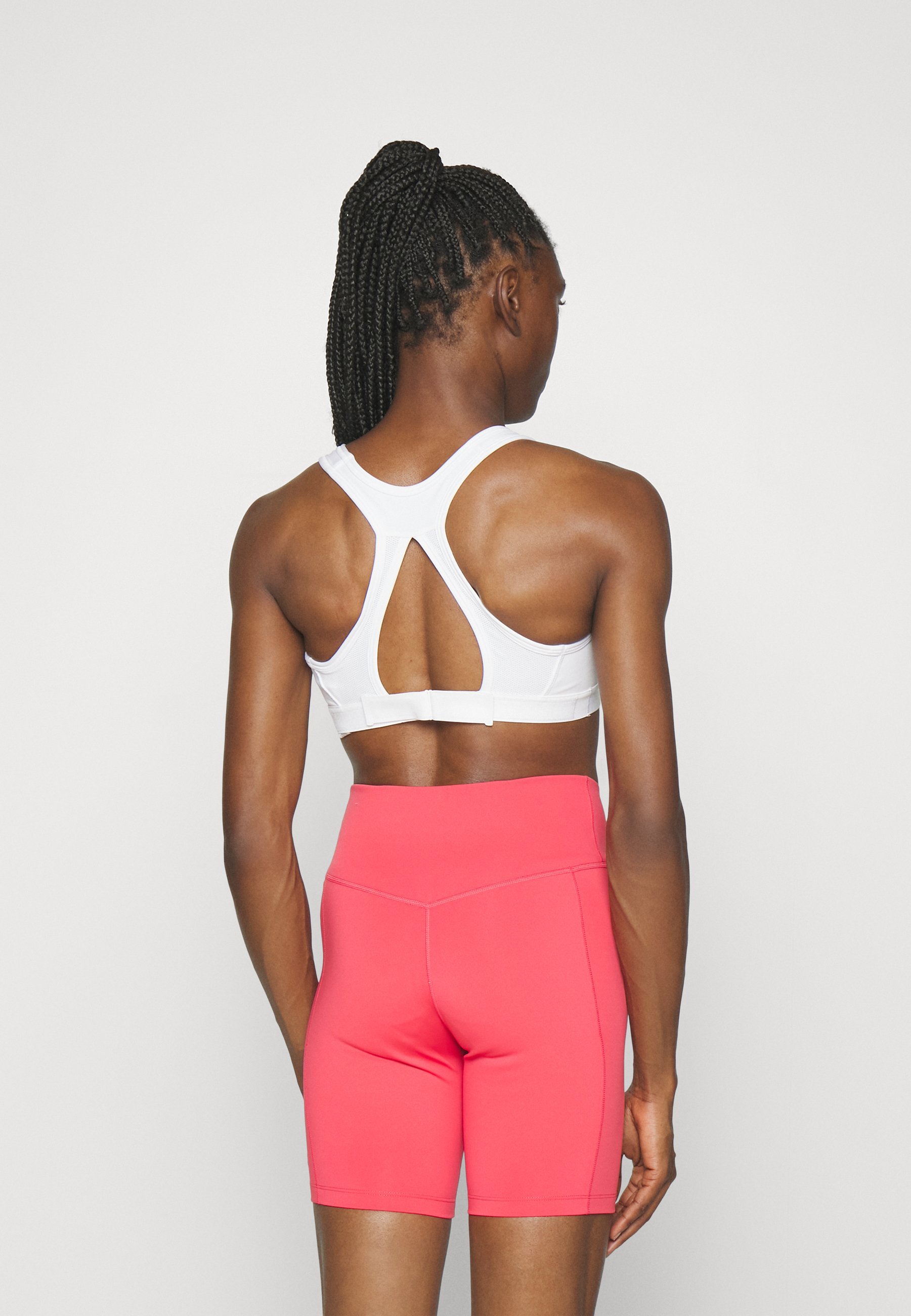 Nike Performance SWOOSH HIGH SUPPORT - Korkeatukinen urheiluliivit - valkoinen/musta