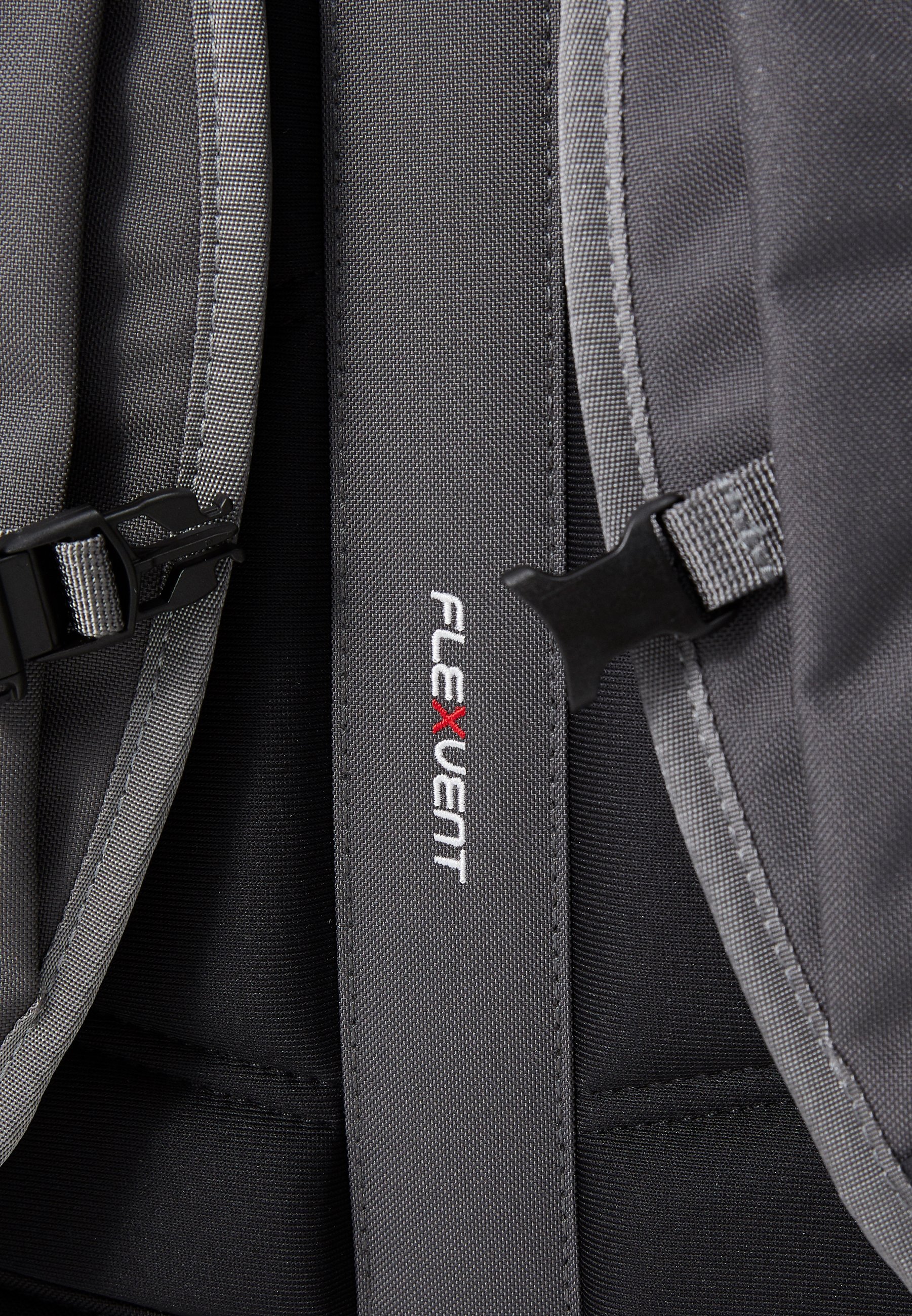 The North Face CHUCKWALLA DAYPACK UNISEX - Hátizsák - antracit szürke/tnf fekete