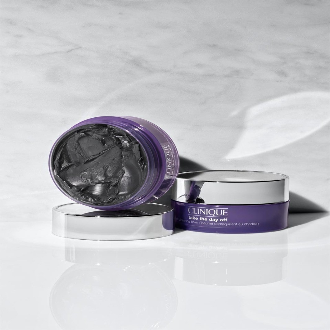 Baume démaquillant au charbon Clinique Take the Day Off - 125 ml