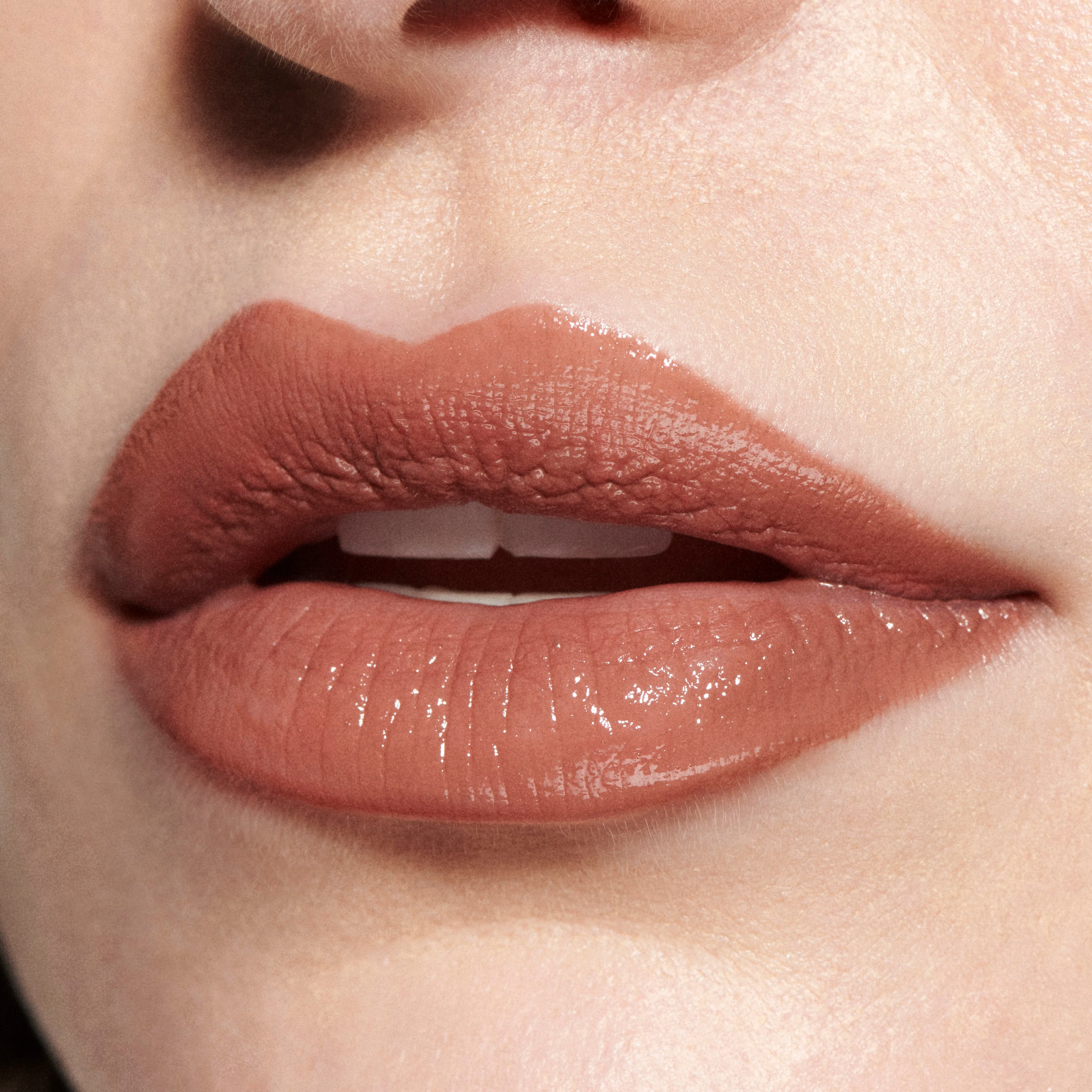 Rossetti Lustreglass Sheer-Shine Lipstick - Rossetto, Rossetto brillante