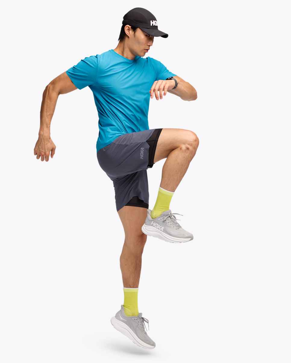 HOKA Glide 7-tommers shorts 2-i-1 kullgrå