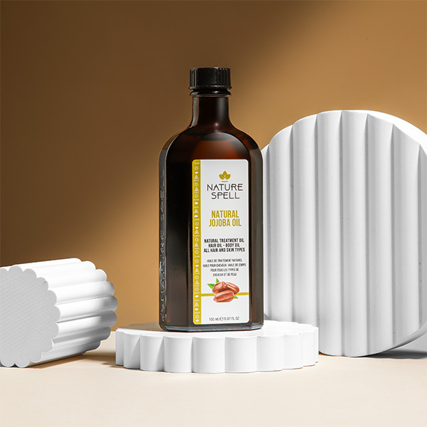 Olio di jojoba Nature Spell per capelli e pelle