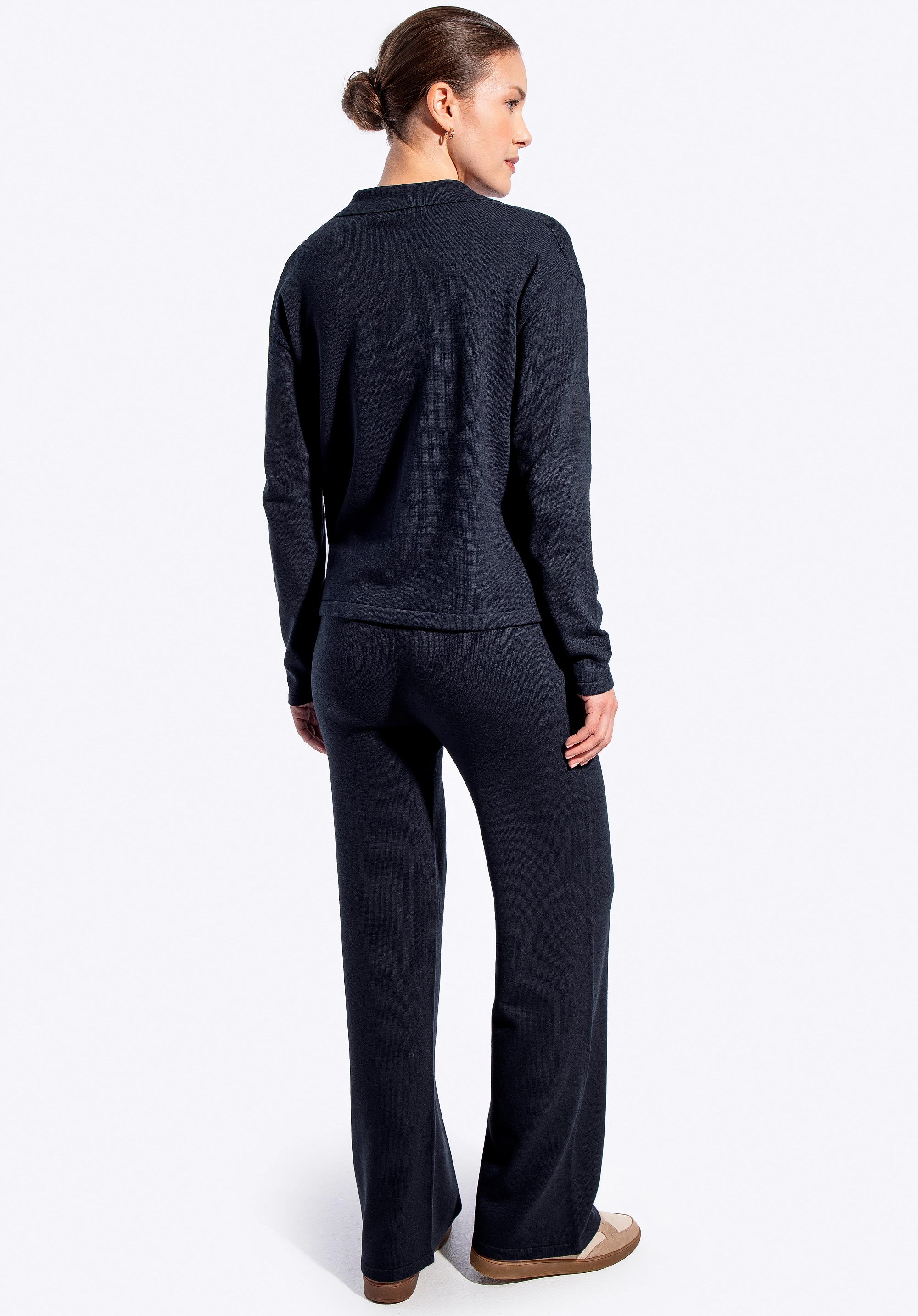 Rozpinana bluza damska granatowa