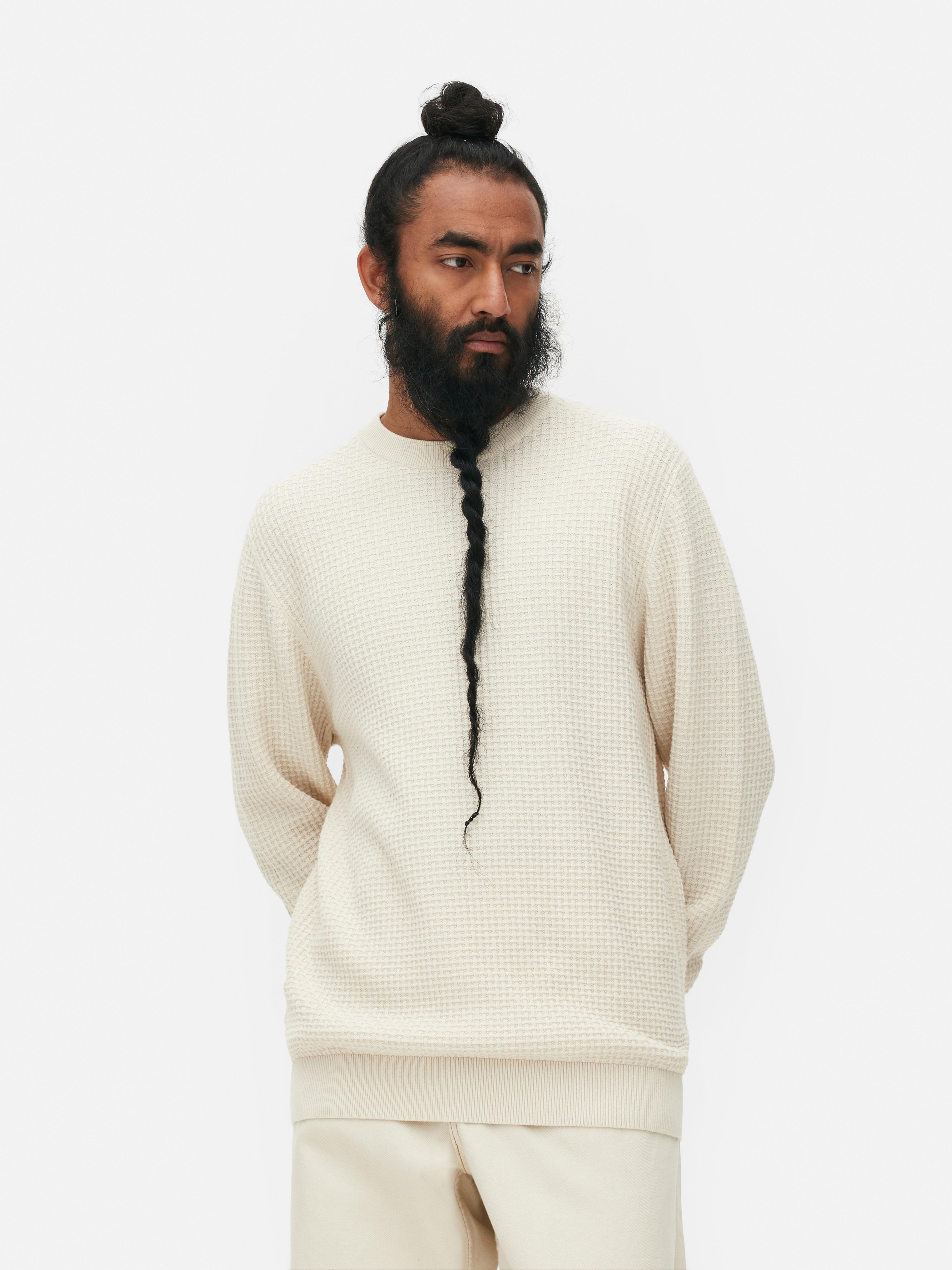 Pulover cu guler rotund și model împletit în stil coș Nu există nimic mai confortabil decât puloverul nostru cu guler rotund și model împletit în stil coș, cu manșete striate